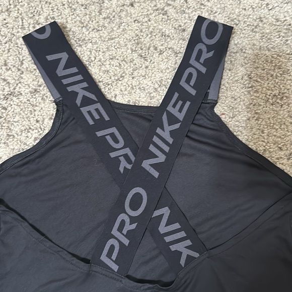 Nike Dri-Fit Crisscross Tank - Picture 4 of 5